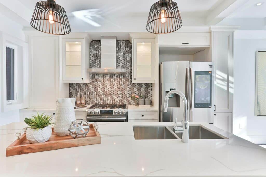 Do Countertops Sit Directly on Cabinets?