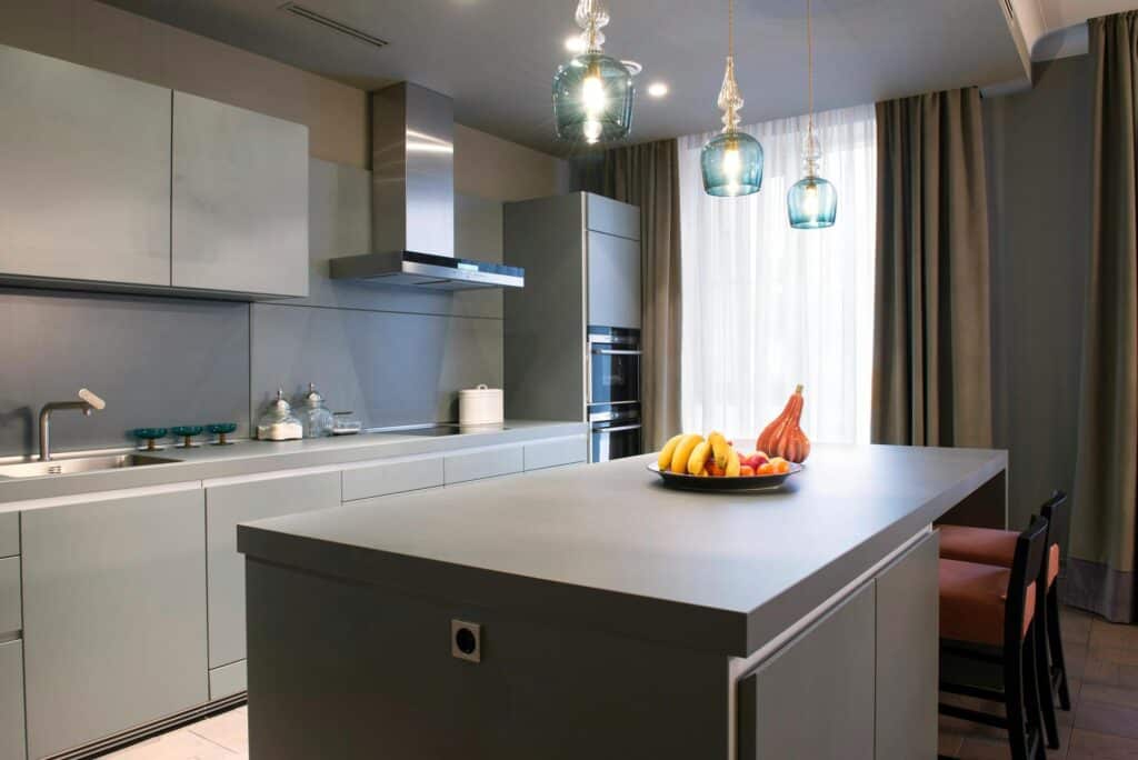 How Much Counter Space Between Sink and Stove?