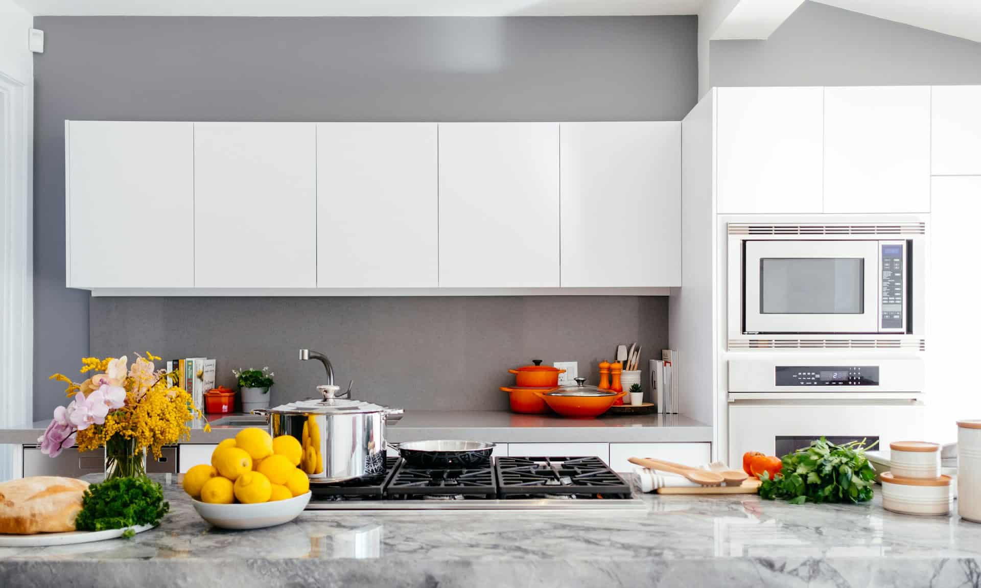 How to Save Counter Space in the Kitchen?