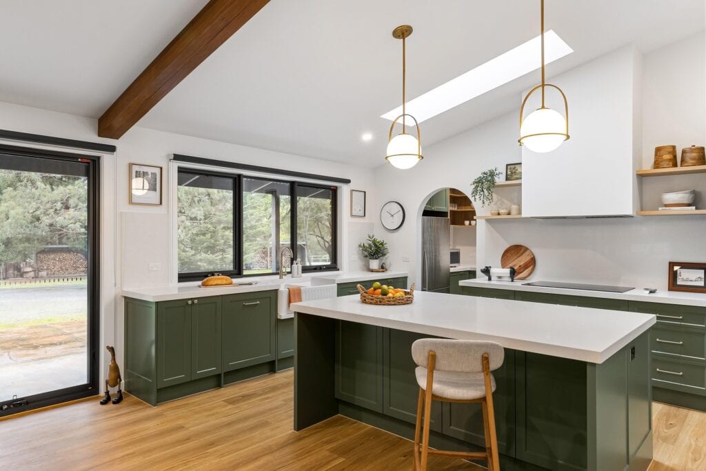 What Are The Disadvantages Of A Kitchen Triangle?