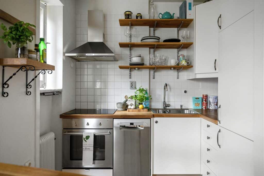 Do Freestanding Dishwashers Need to Be Plumbed In?