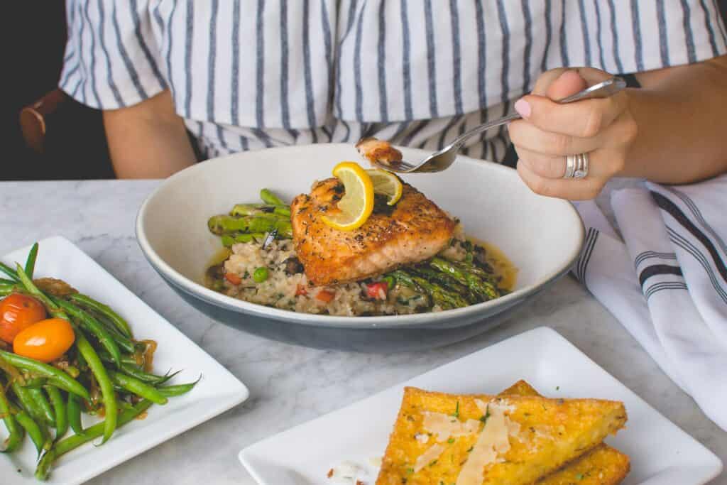 Is It Bad to Eat Microwaved Food Every Day?