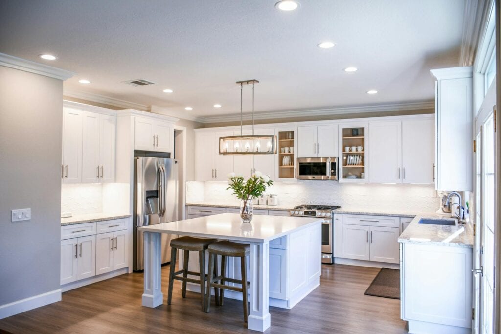 What Is the Difference Between a Built-In Refrigerator and a Regular Refrigerator?
