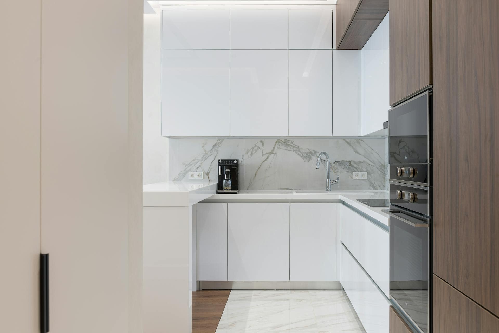 What Is the Life Expectancy of a Built-In Refrigerator?