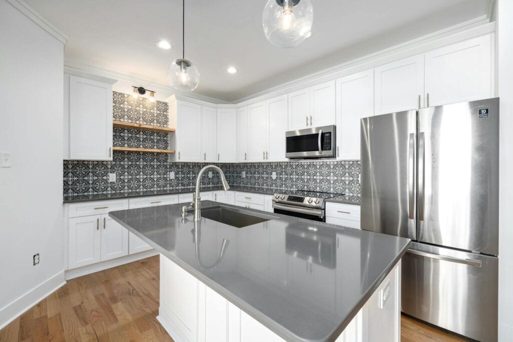 Why Do Undermount Kitchen Sinks Fall?