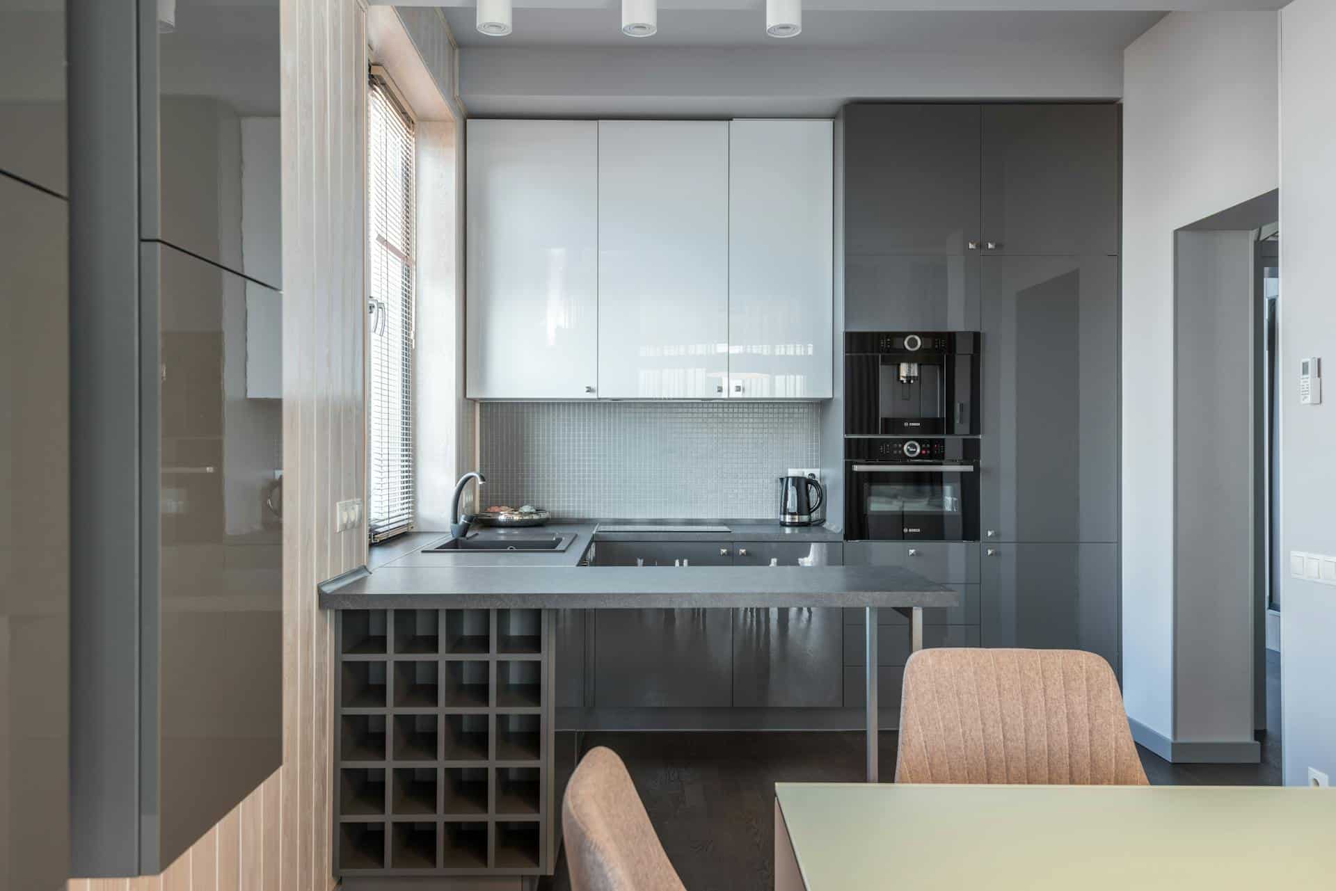How Can You Fit a Dining Area Into a Small Kitchen?
