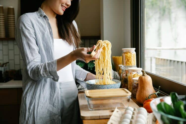How Do You Maximize Prep Space in a Kitchen With No Island?