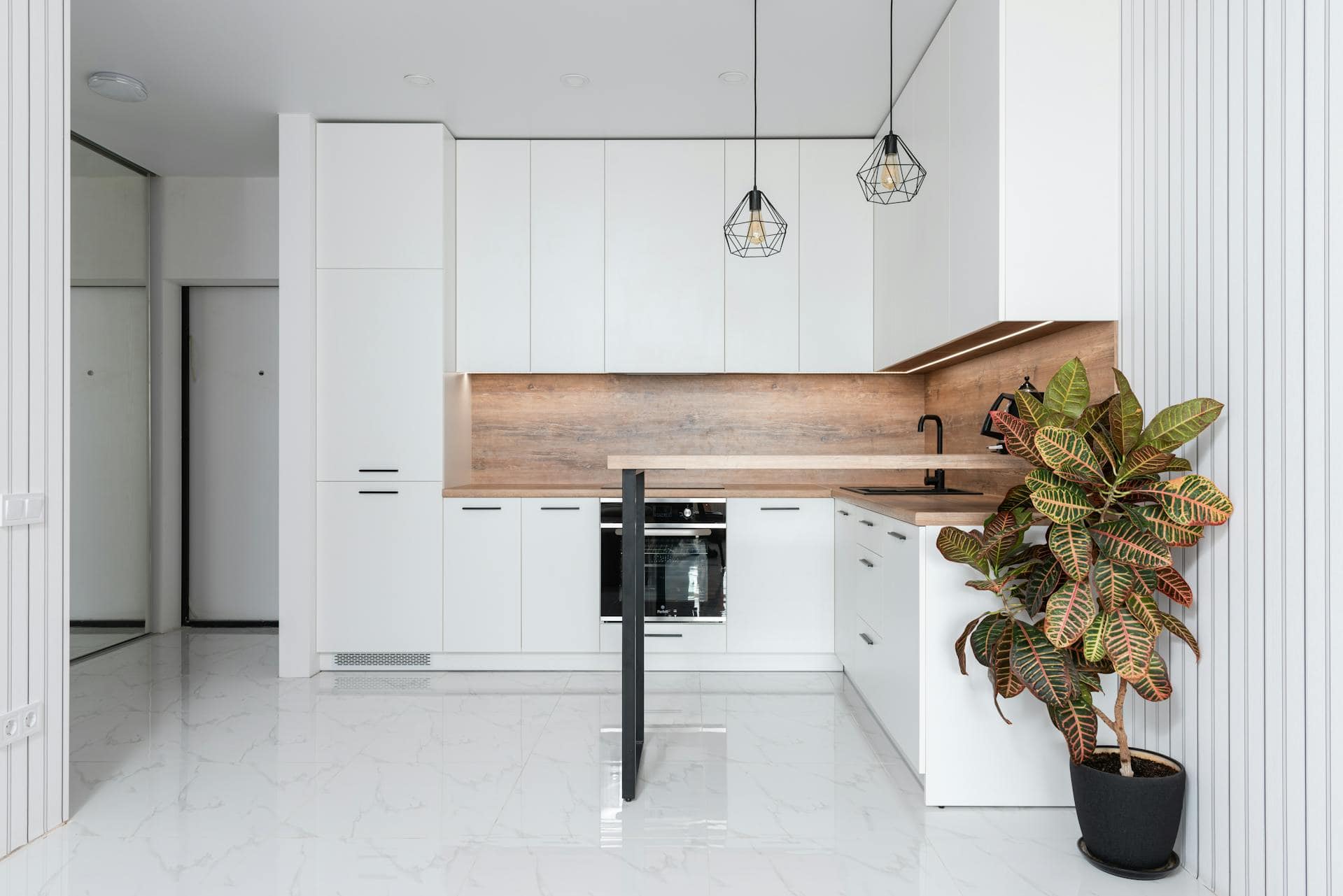 Should You Choose Light or Dark Colours for a Small Kitchen Reface?